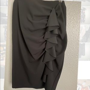 Vince Camuto XL black pencil skirt w ruffle slit.